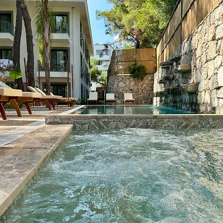 Esmahan Forest And Pool By Zehra Lägenhet Marmaris