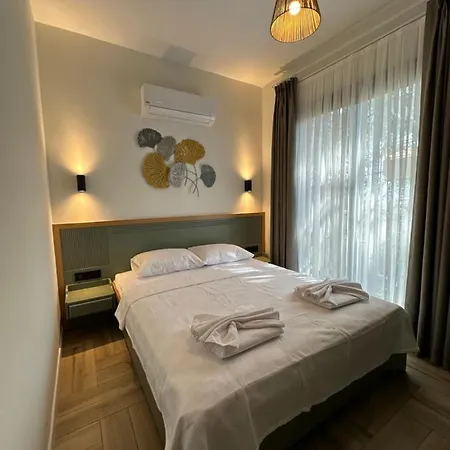 Esmahan Forest And Pool By Zehra Apartment *