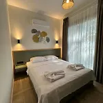 Esmahan Forest And Pool By Zehra Apartament *
